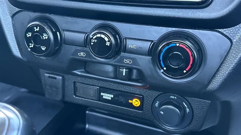 Used Isuzu D-Max WL73ADO 12