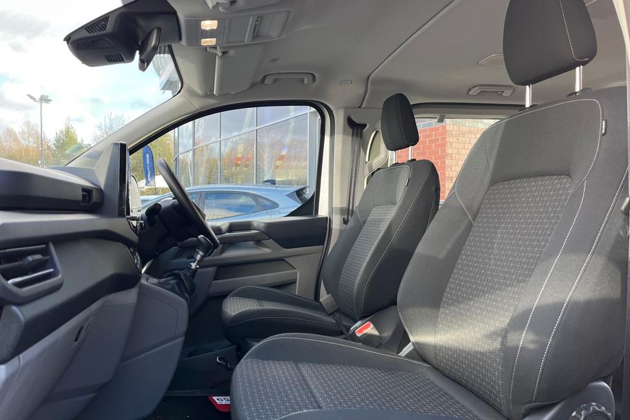 Used Ford Tourneo Custom AK24WPZ 19