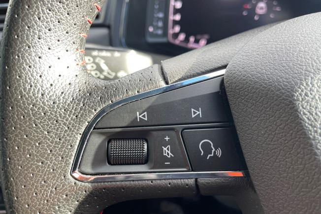 SEAT Ibiza Photo 17