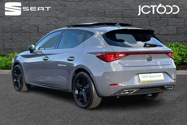 SEAT Leon Photo 3