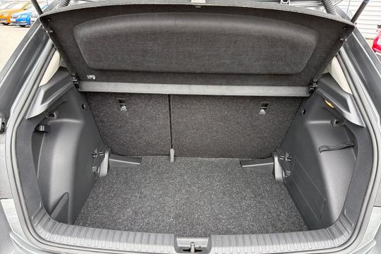Skoda Fabia Photo autoimg-ad183e0fc6c6730bc479f73b9c7d6684e6363a3e.jpg