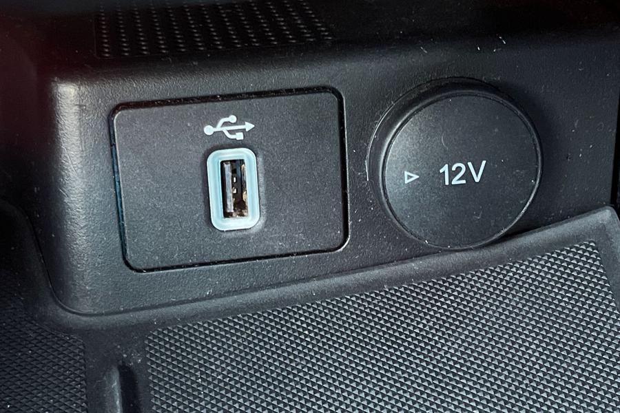 Ford FOCUS Photo autoimg-ad186468b0b603a87a48b2536bb3432995208f65.jpg