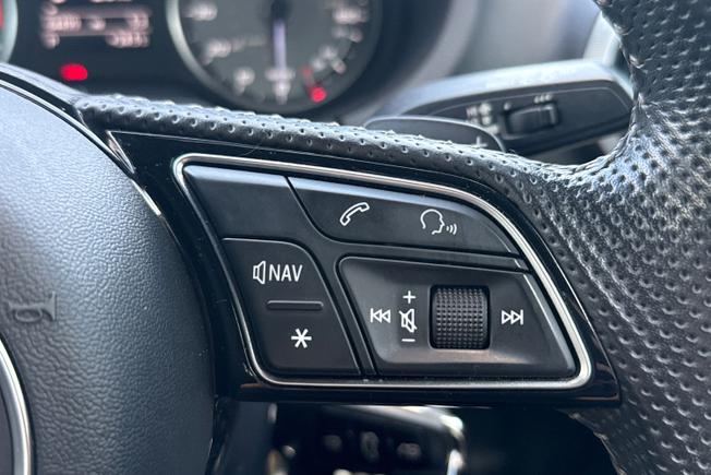 AUDI S3 Photo 17