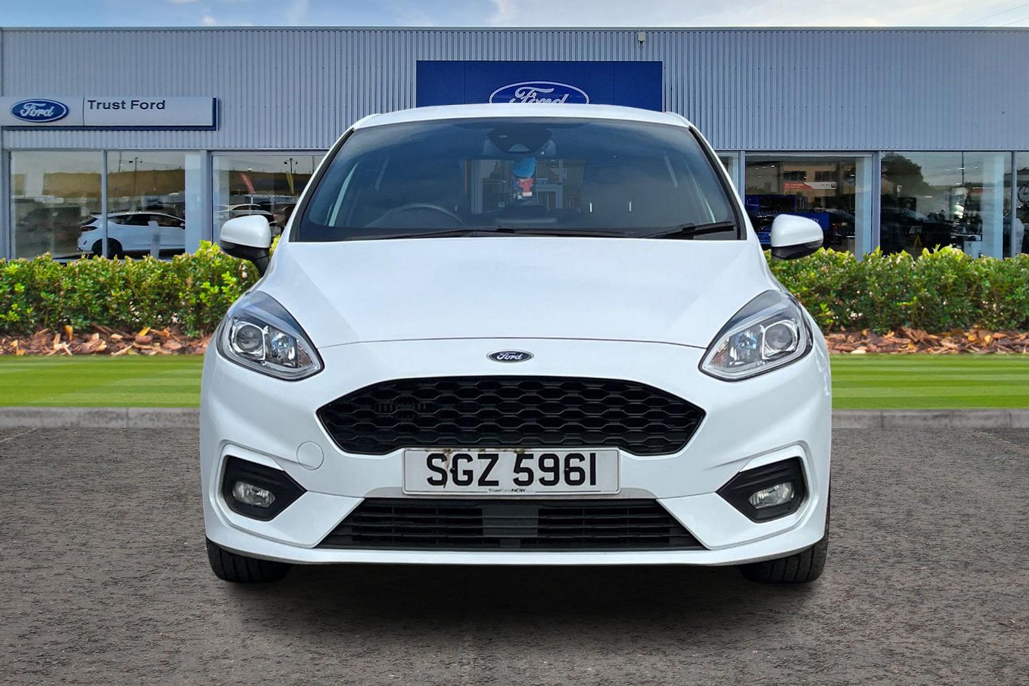 Ford FIESTA Photo 5