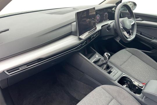 Volkswagen Golf Photo autoimg-ad214a914ed00a87f87c1be2f15ecab4f83f3f5d.jpg
