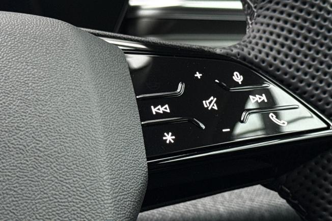 AUDI A6 Saloon Photo 17