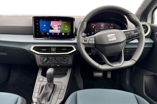 SEAT Ibiza Photo 11