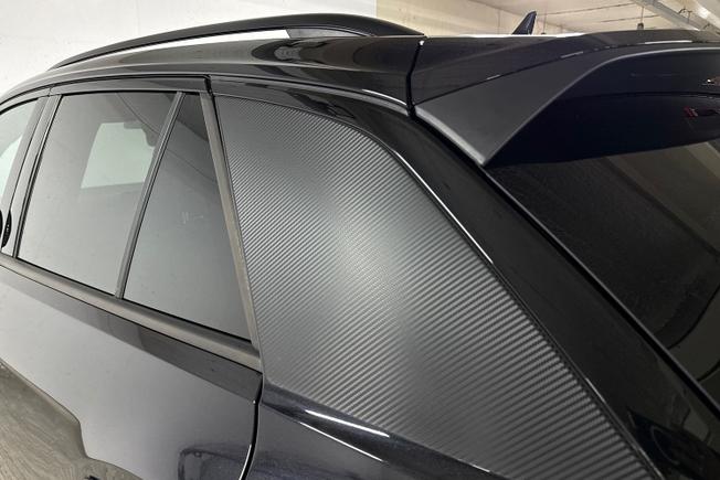 Volkswagen T-Roc Photo 35