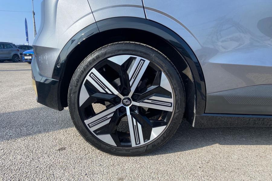 Renault MEGANE E-TECH Photo autoimg-ad356ce697eaa4421039b7e86b6686df7067ecb1.jpg