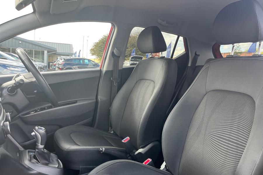 Hyundai i10 Photo autoimg-ad35c901f094d9f58911363513dc54267560bf4d.jpg