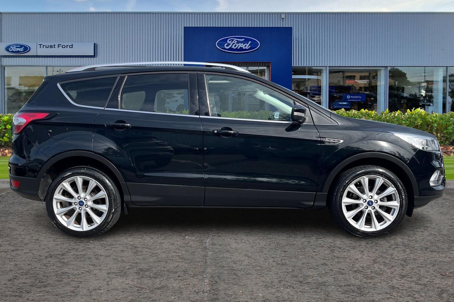 Ford KUGA Photo 2