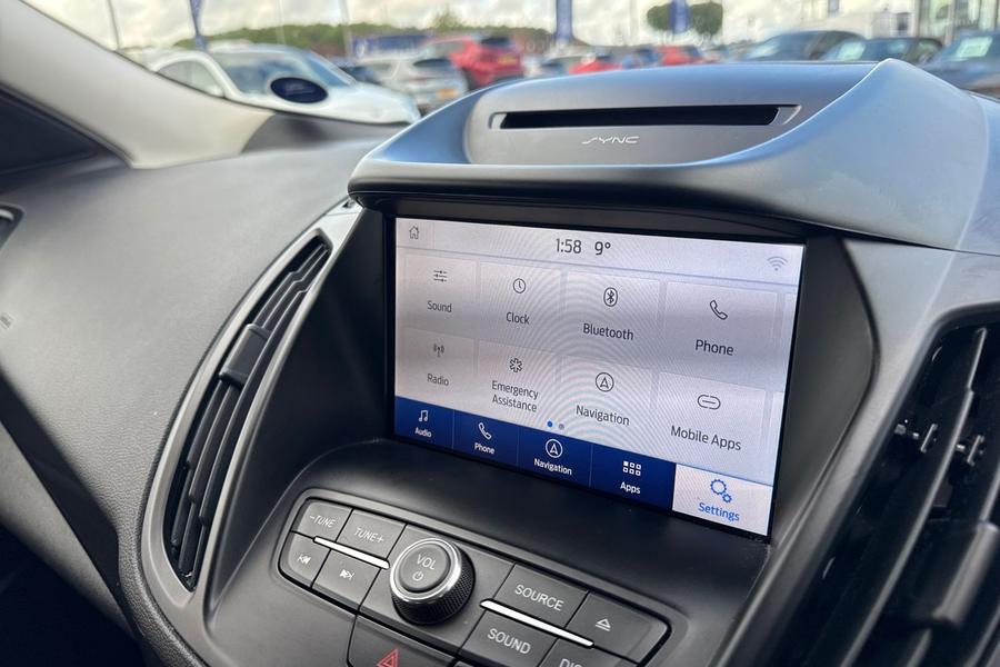 Ford KUGA Photo autoimg-ad4059af3591a193c4796feaa374c938394ce78d.jpg