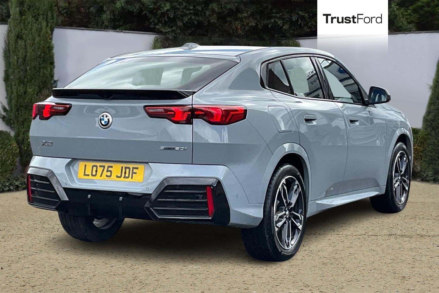 BMW X2 Photo 3