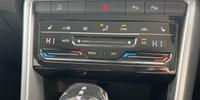 Volkswagen T-roc Photo 13