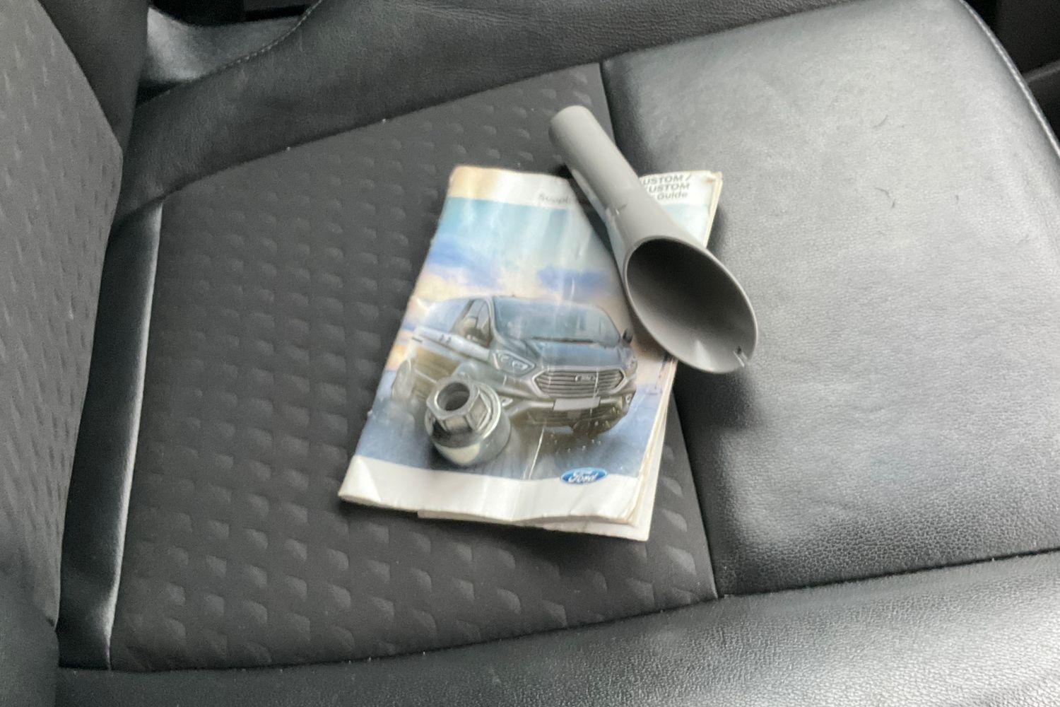 Ford TRANSIT CUSTOM Photo 35