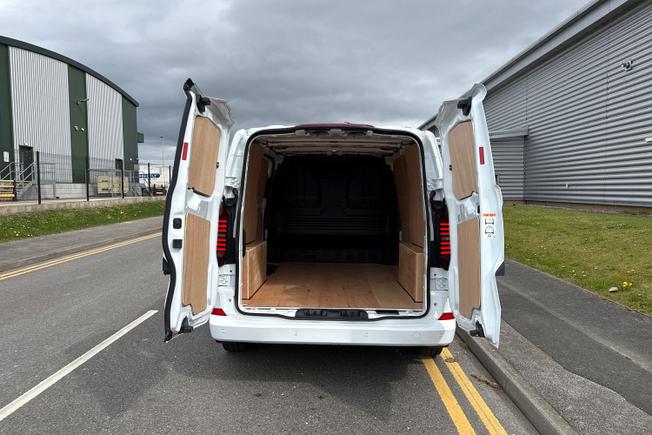 VOLKSWAGEN e-Transporter Photo 12