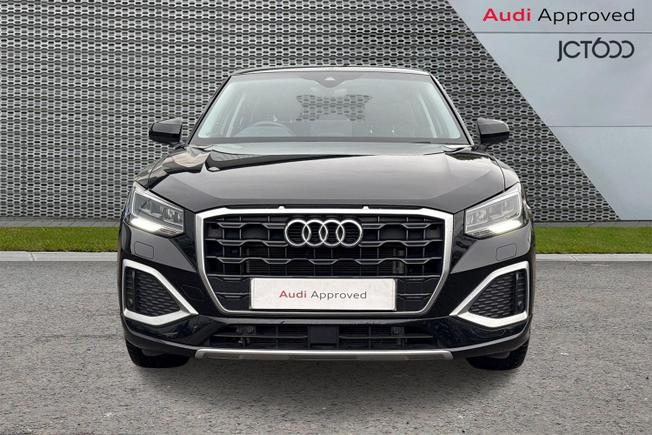 AUDI Q2 Photo 8