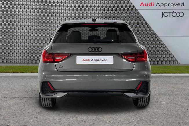 Audi A1 Photo 8