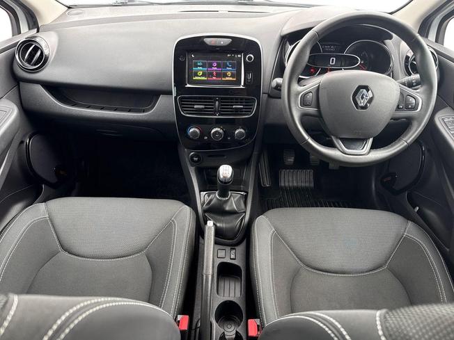 RENAULT Clio Photo 10