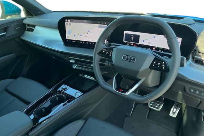 Audi  Q3 Sportback Photo 6