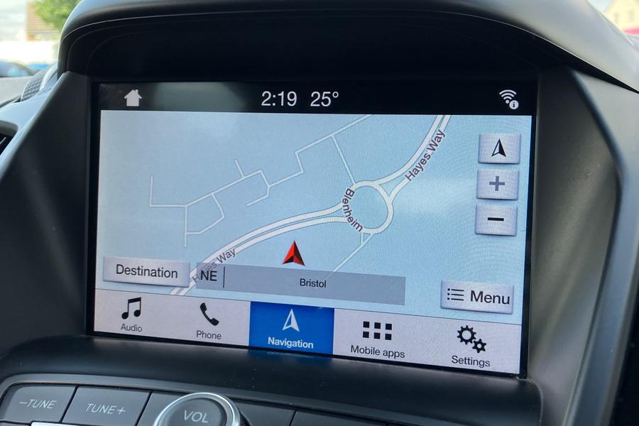 Ford KUGA Photo autoimg-ad5c6e48ee76ff0c050c7ee8b84e6cdc6e058b77.jpg