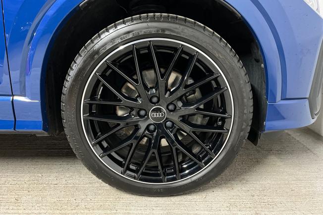AUDI Q2 Photo 5