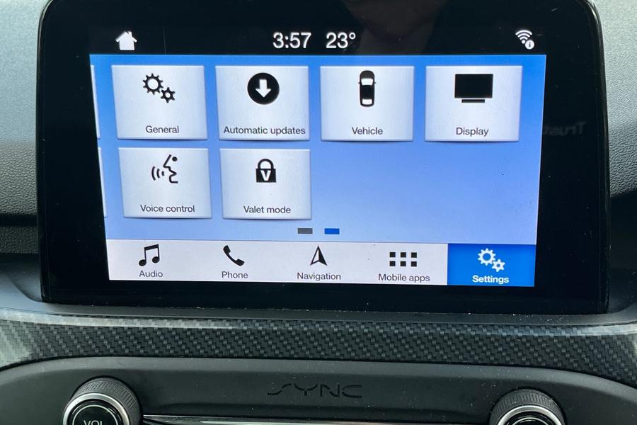 Ford FOCUS Photo autoimg-ad60d9a0e3a8348489338298665ffe66d3c2d840.jpg