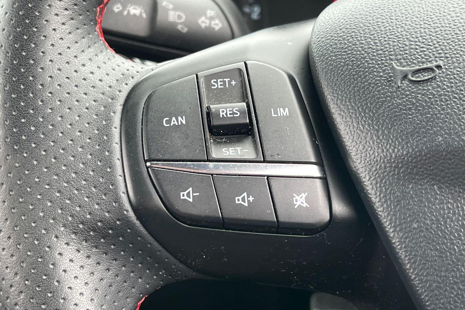 Ford Fiesta Photo 31