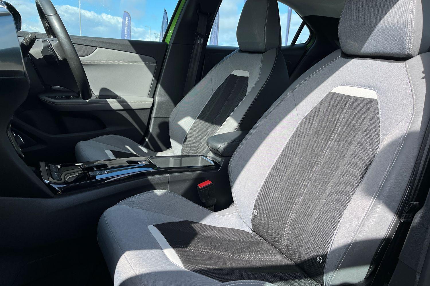 Vauxhall MOKKA Photo 18