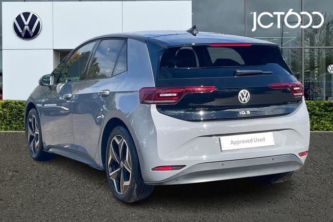 VOLKSWAGEN ID.3 Photo 3