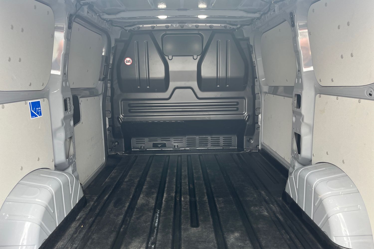 Ford TRANSIT CUSTOM Photo 3