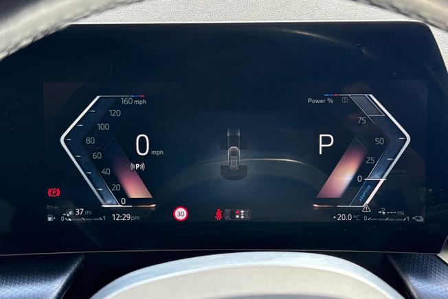 BMW 2 Series Photo 15
