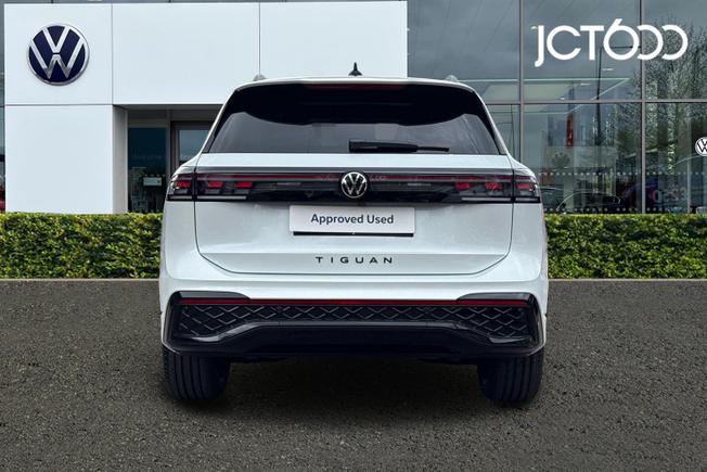VOLKSWAGEN Tiguan Photo 7