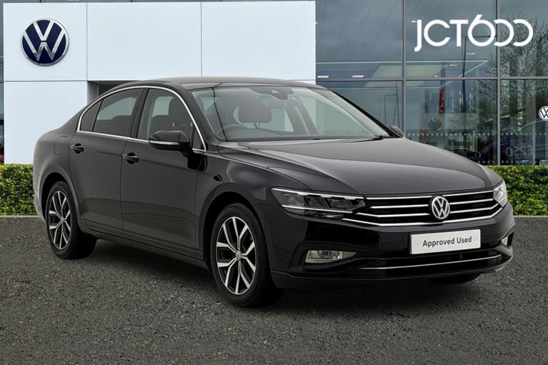 Used 2019 VOLKSWAGEN Passat 1.6 TDI SEL Saloon 4dr Diesel DSG Euro 6 (s/s) (120 ps) Deep Black at JCT600