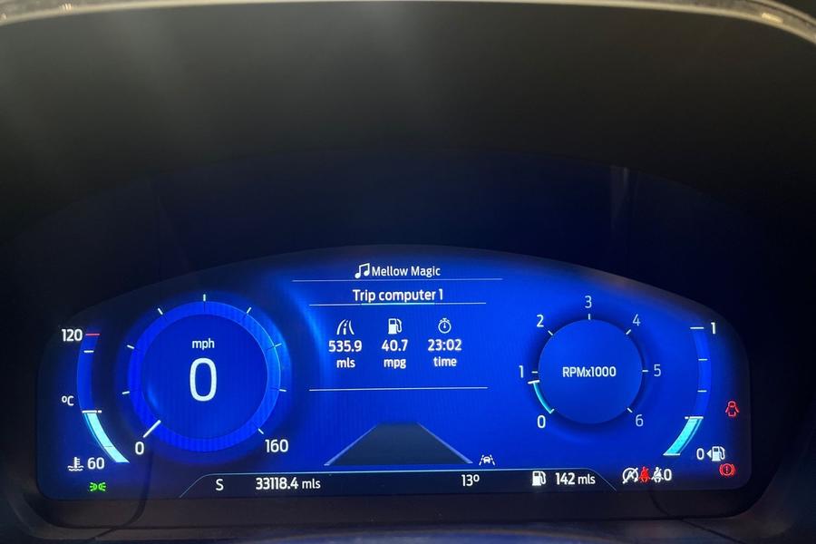 Ford KUGA Photo autoimg-ad6f975389ecddb92c72c40e20ad637c2c1b6cdf.jpg