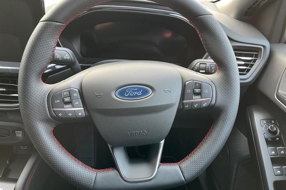 Used Ford FOCUS 12