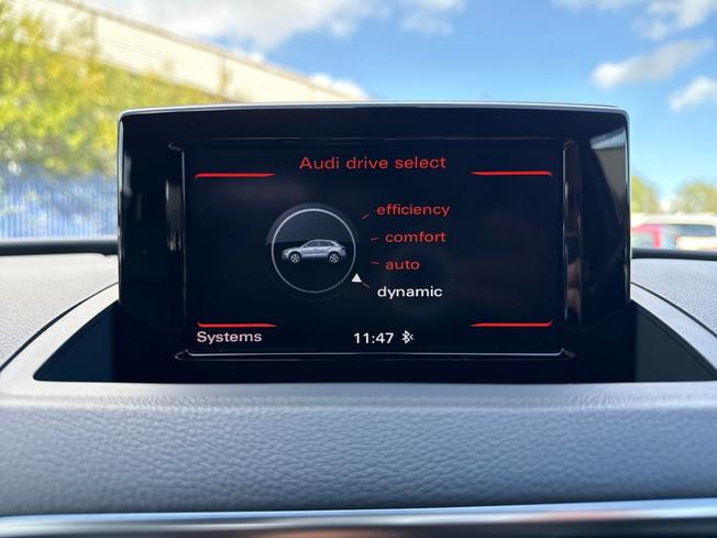 AUDI Q3 Photo 45