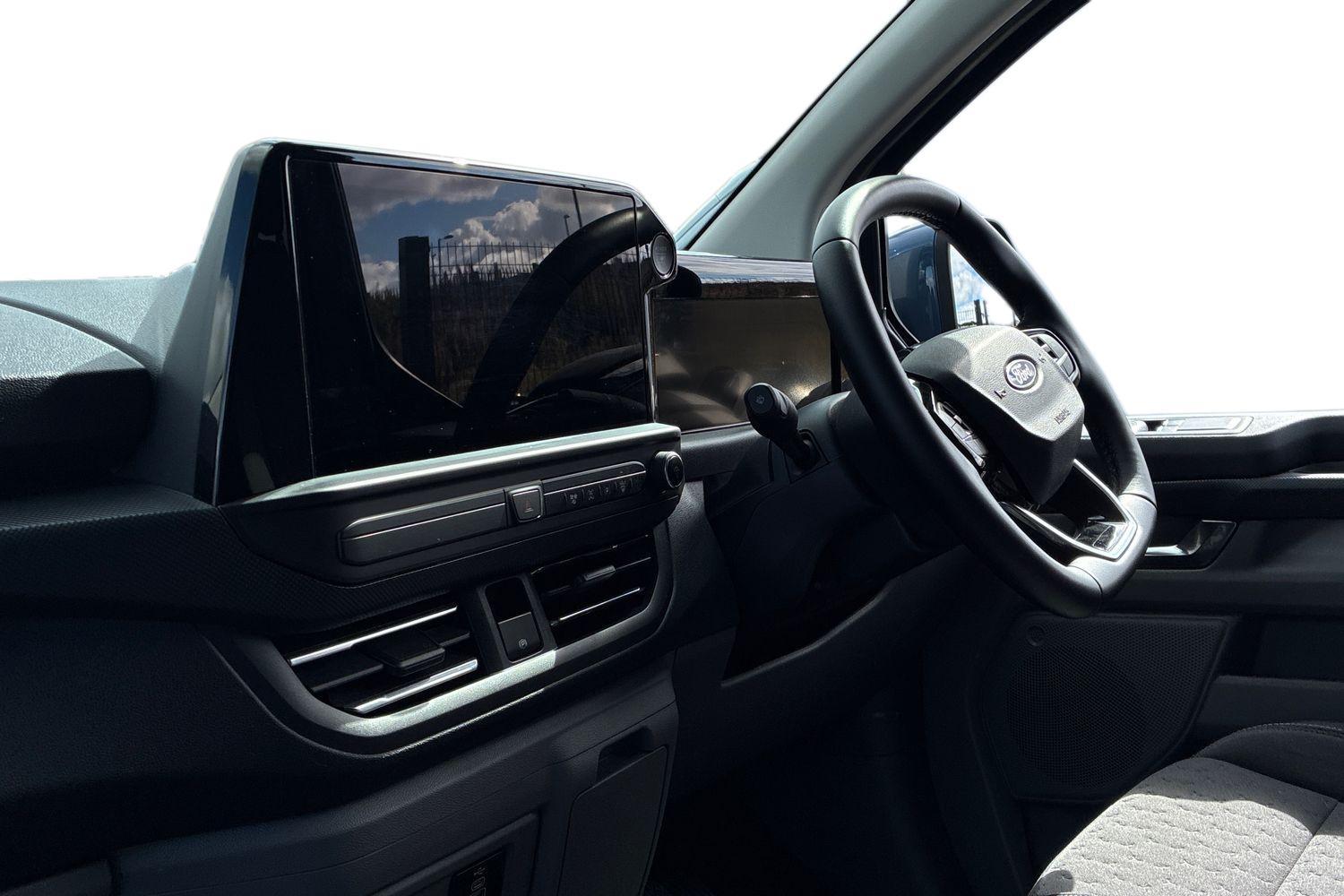 Ford Transit Custom Photo 2