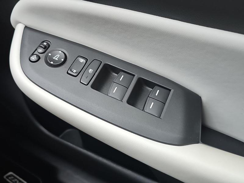 Used Honda Jazz NU23HKX 24