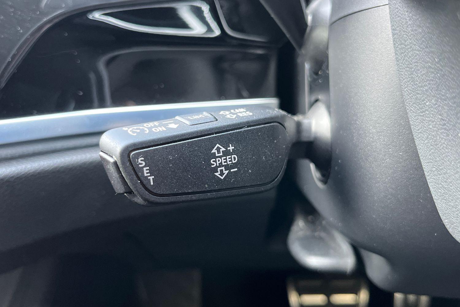 Audi Q3 Photo 34