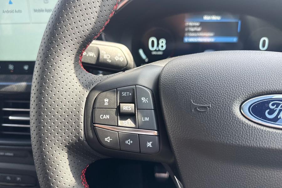 Ford FOCUS Photo autoimg-ad7e7cca73f391560a6a9fe19d3b3c8752314091.jpg