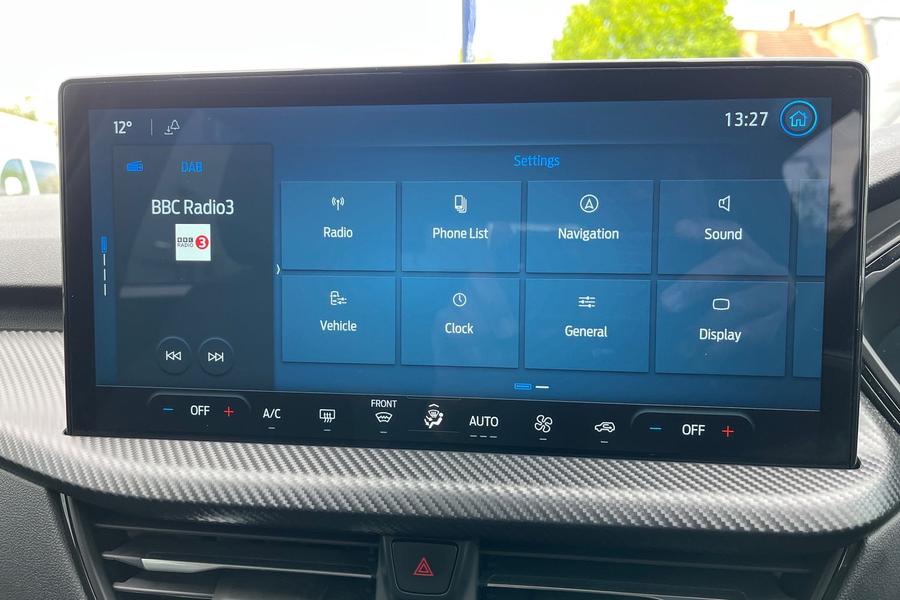 Ford Kuga Photo autoimg-ad8267ba6ed1851ff365ee4956f31ca1023dbc0a.jpg