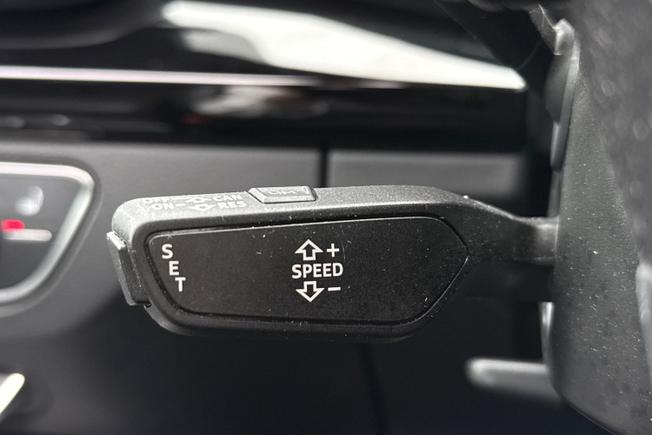 AUDI SQ5 Photo 38