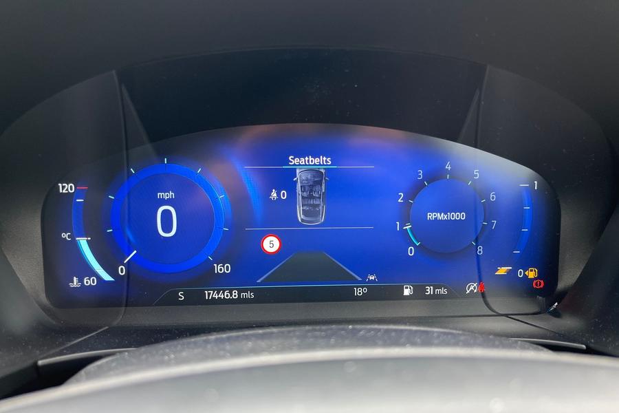 Ford KUGA Photo autoimg-ad851d7f5a4d509cdbec4d7166ae58b0b8b43051.jpg