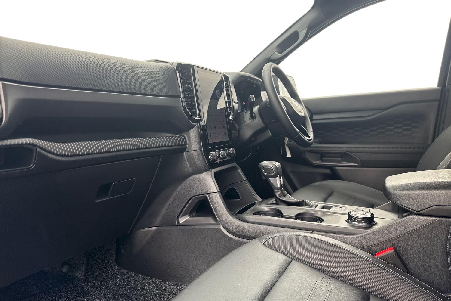 Ford RANGER Photo 2