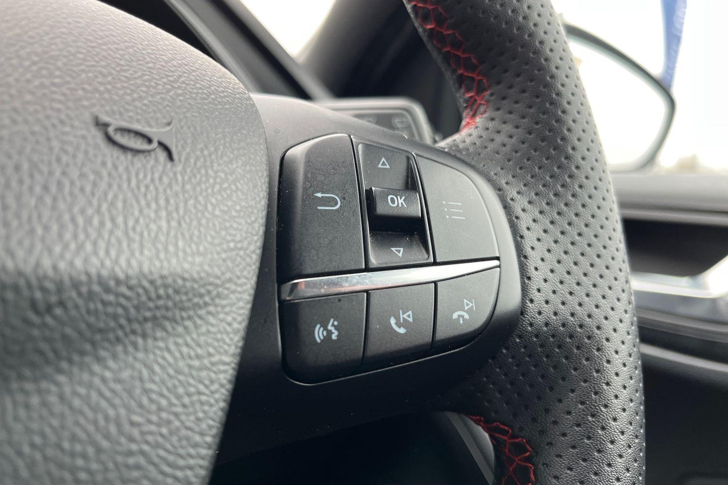 Ford FOCUS Photo 39