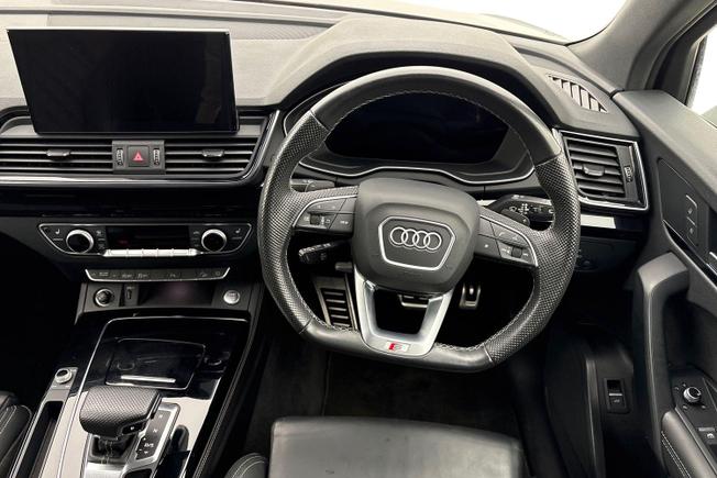 AUDI Q5 Photo 11