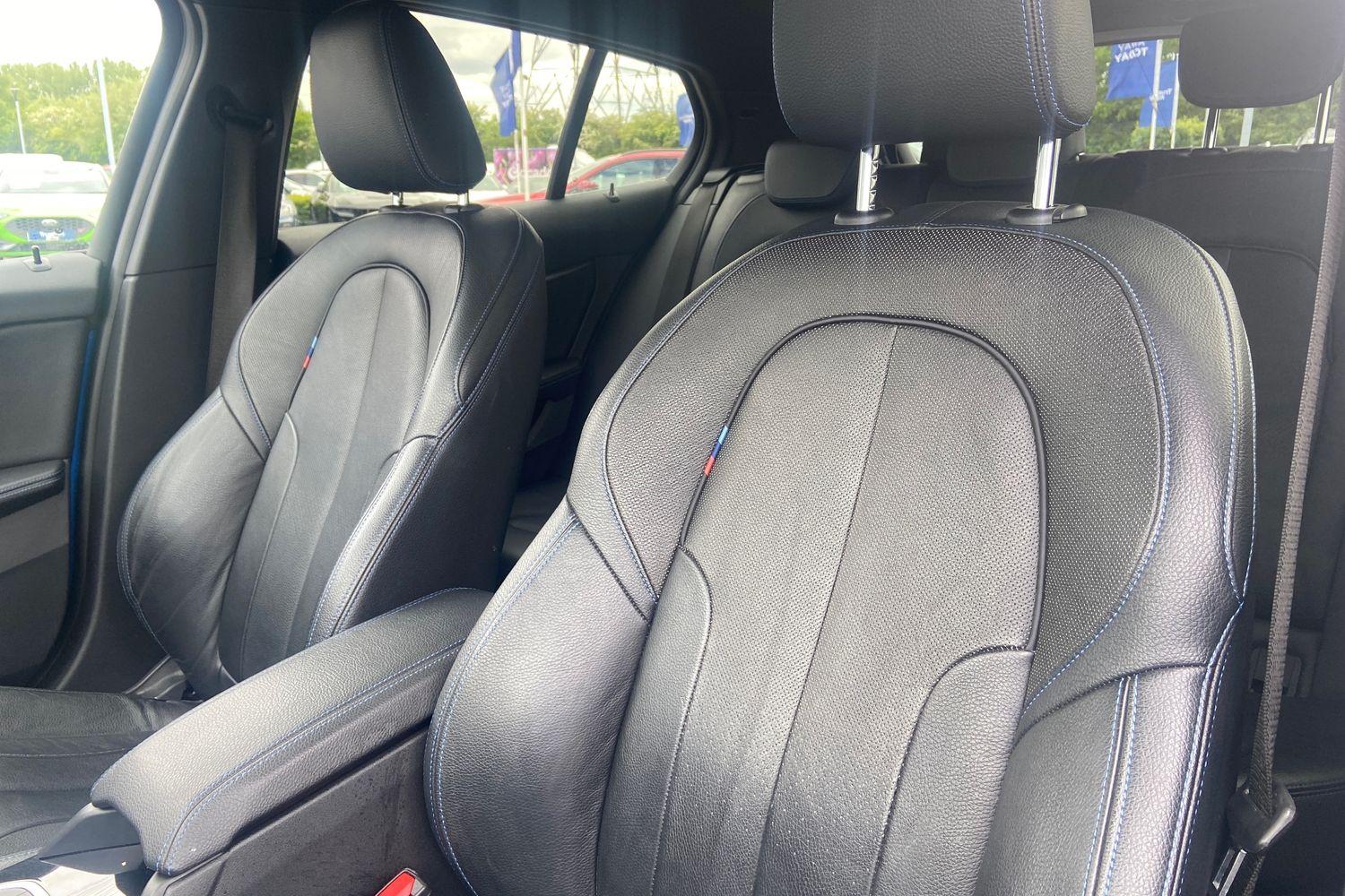 BMW 1 SERIES Photo 18