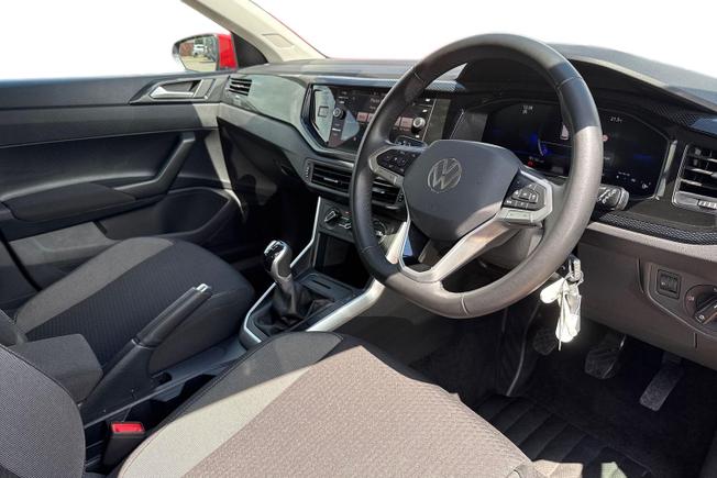 VOLKSWAGEN Polo Photo 6