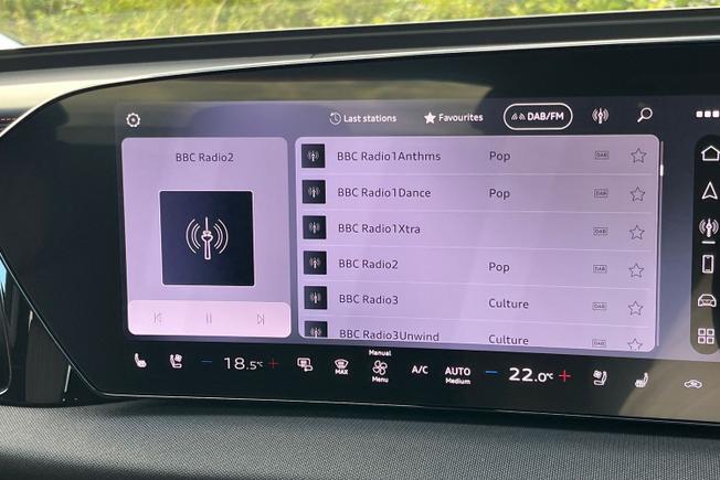 Audi Q7 Photo 13